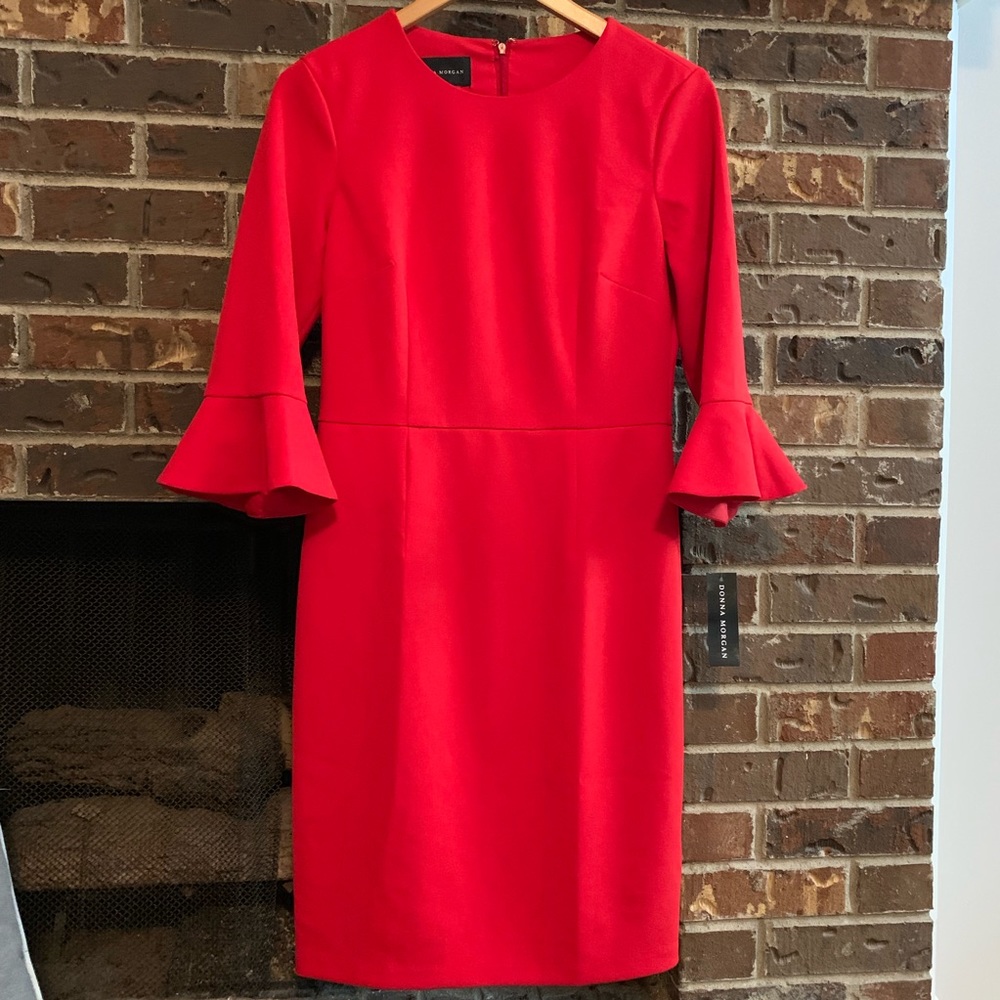 NWT Donna Morgan bell sleeve sheath dress